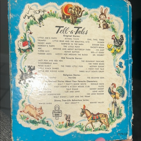 Bugs Bunny Hangs Around Book - Picture 4 of 4